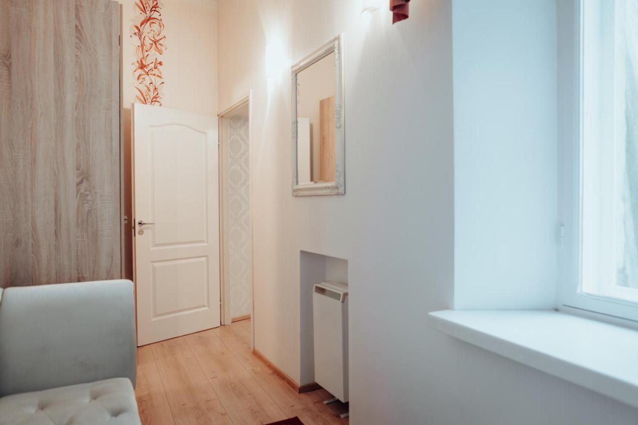 Dream Stay - Spacious 1-Bedroom Apartment In The Old Town تالين المظهر الخارجي الصورة
